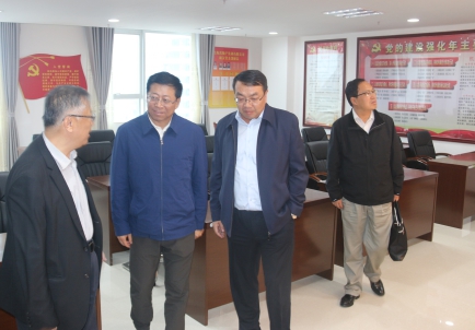 青海省副省長、省國資委黨委書記、主任王黎明，蒞臨省物產集團調研指導工作